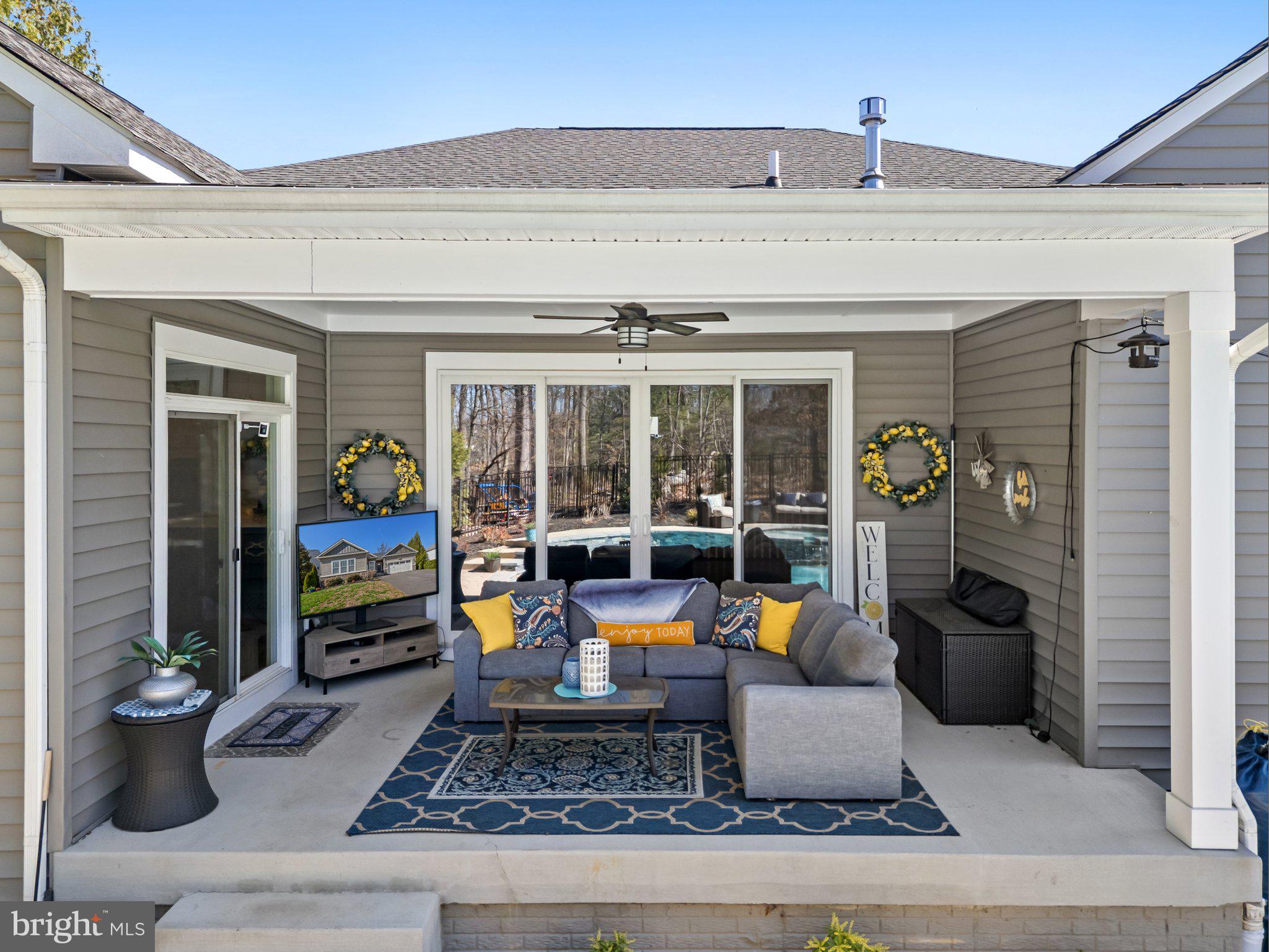 TWIN LAKES OVERLOOK - Residential