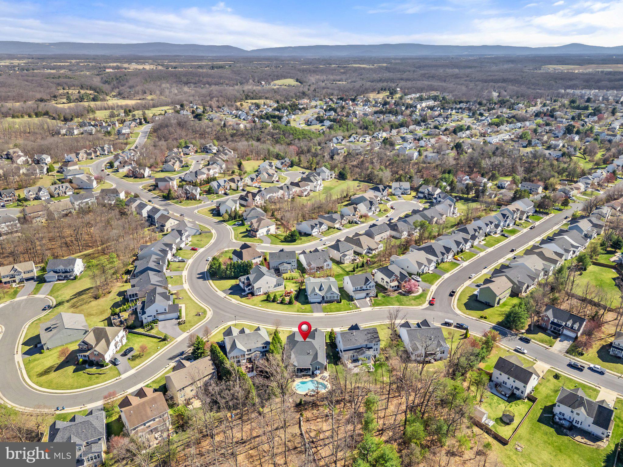 TWIN LAKES OVERLOOK - Residential