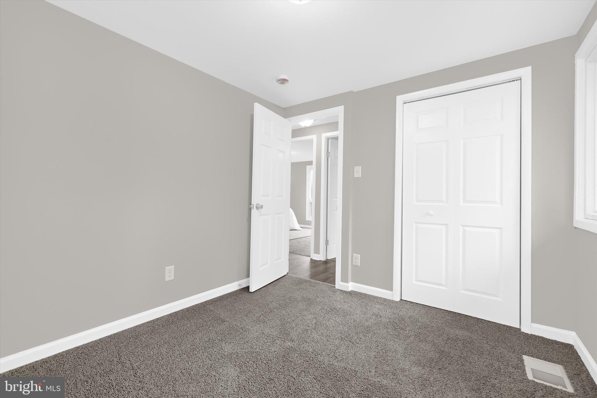 WOODSIDE SQUARE - Residential Lease