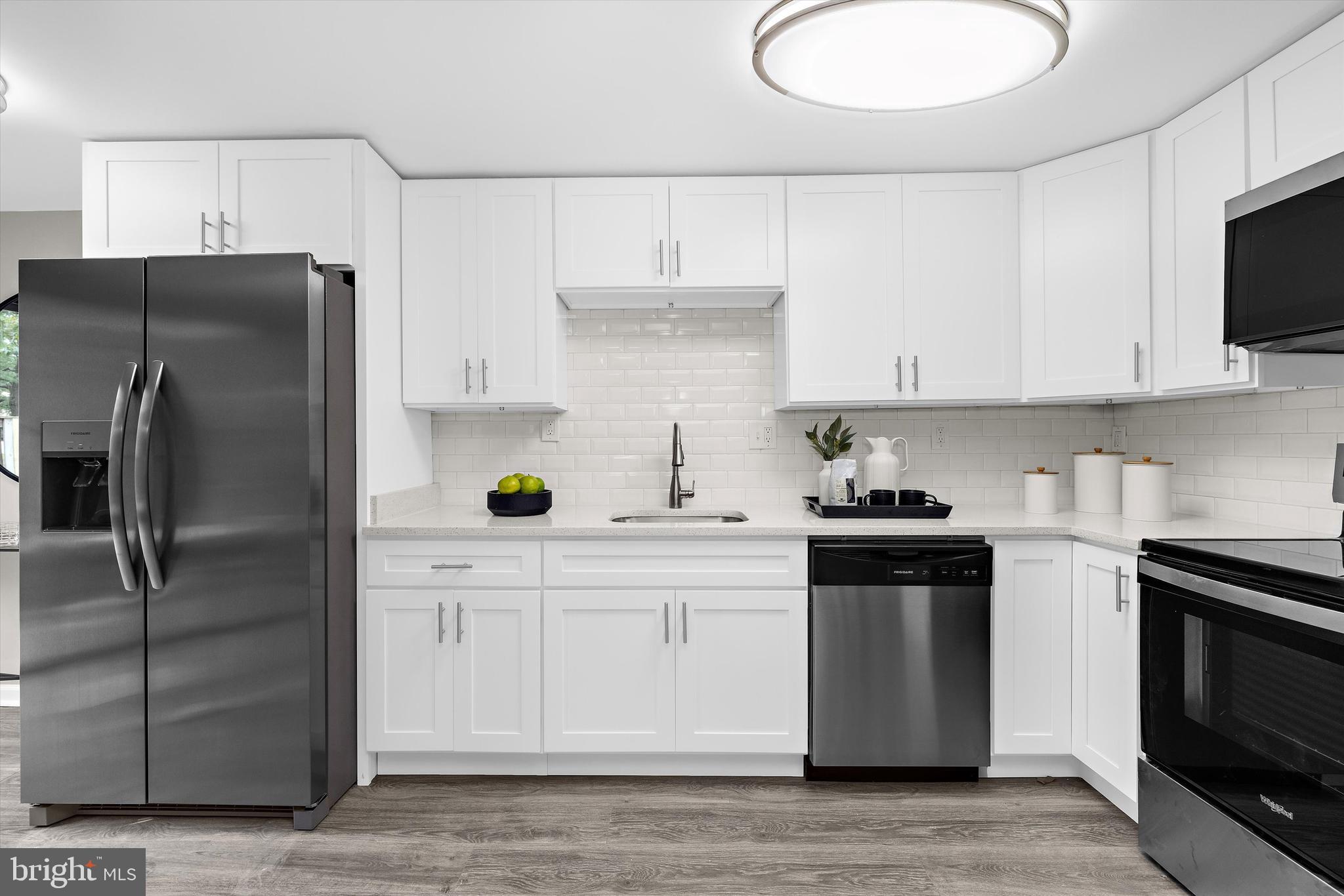 WOODSIDE SQUARE - Residential Lease