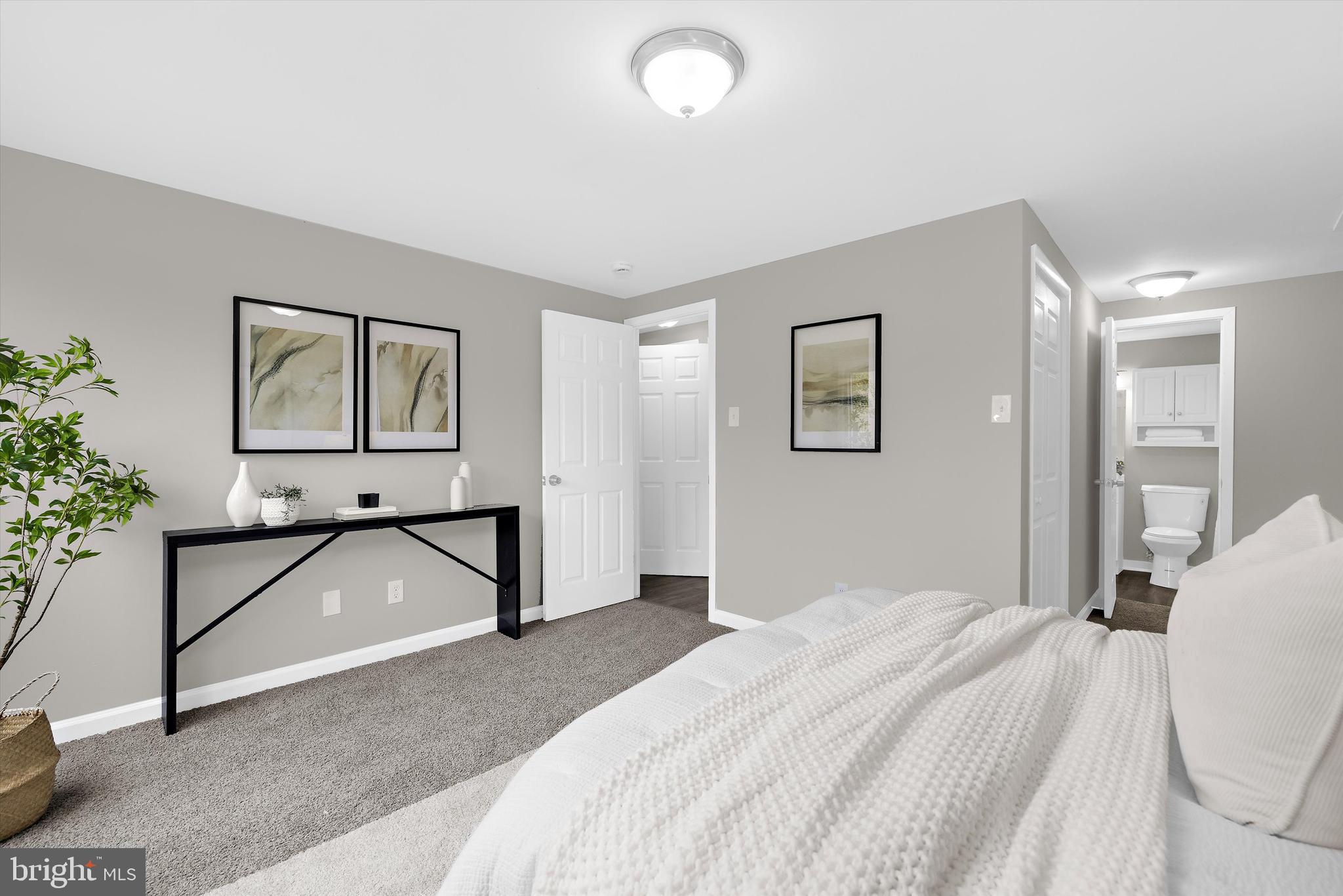 WOODSIDE SQUARE - Residential Lease