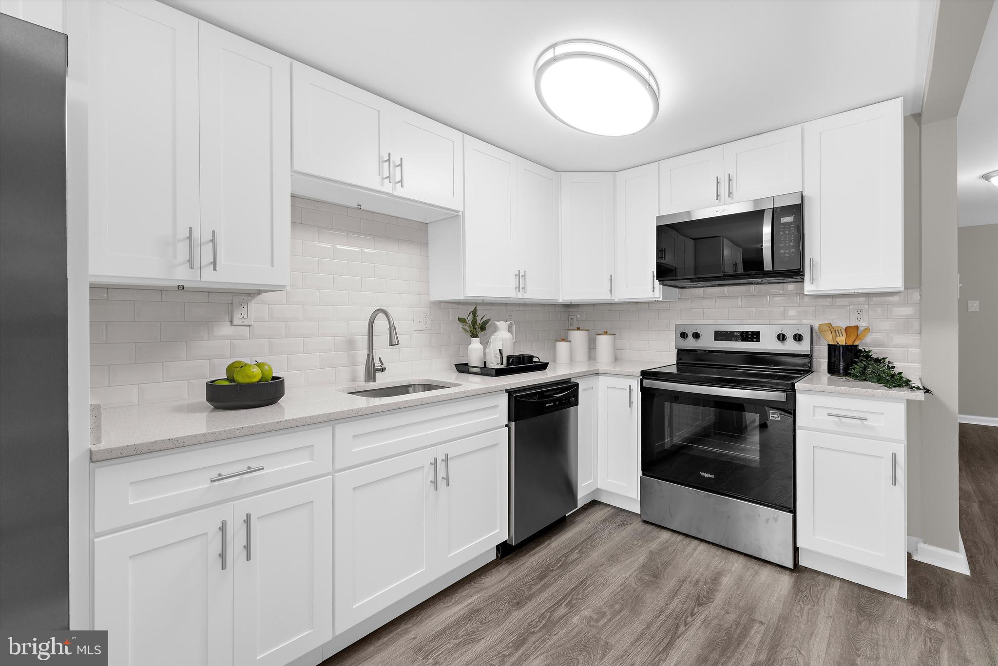 WOODSIDE SQUARE - Residential Lease