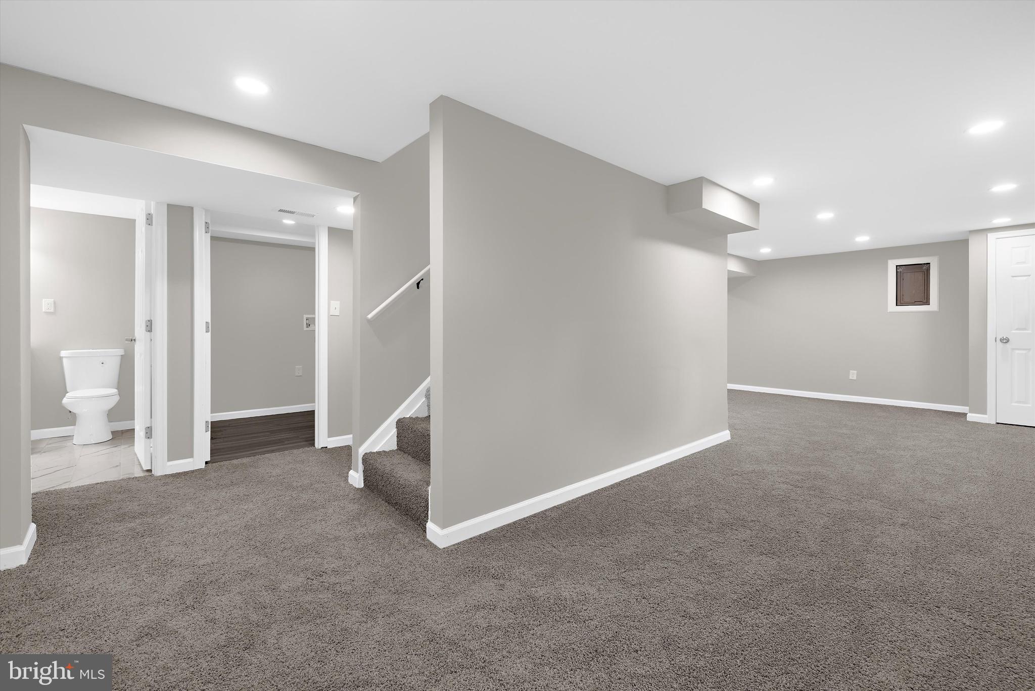 WOODSIDE SQUARE - Residential Lease