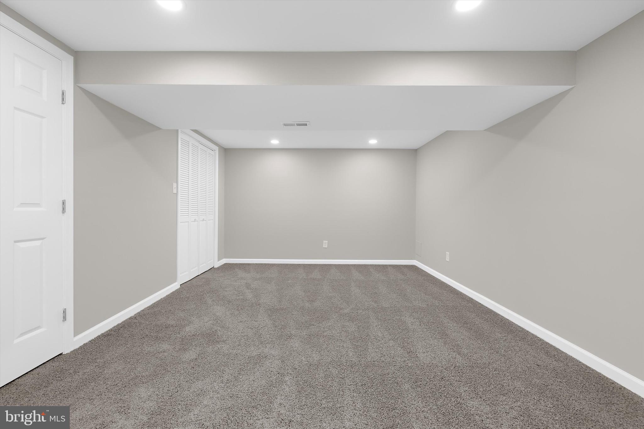 WOODSIDE SQUARE - Residential Lease