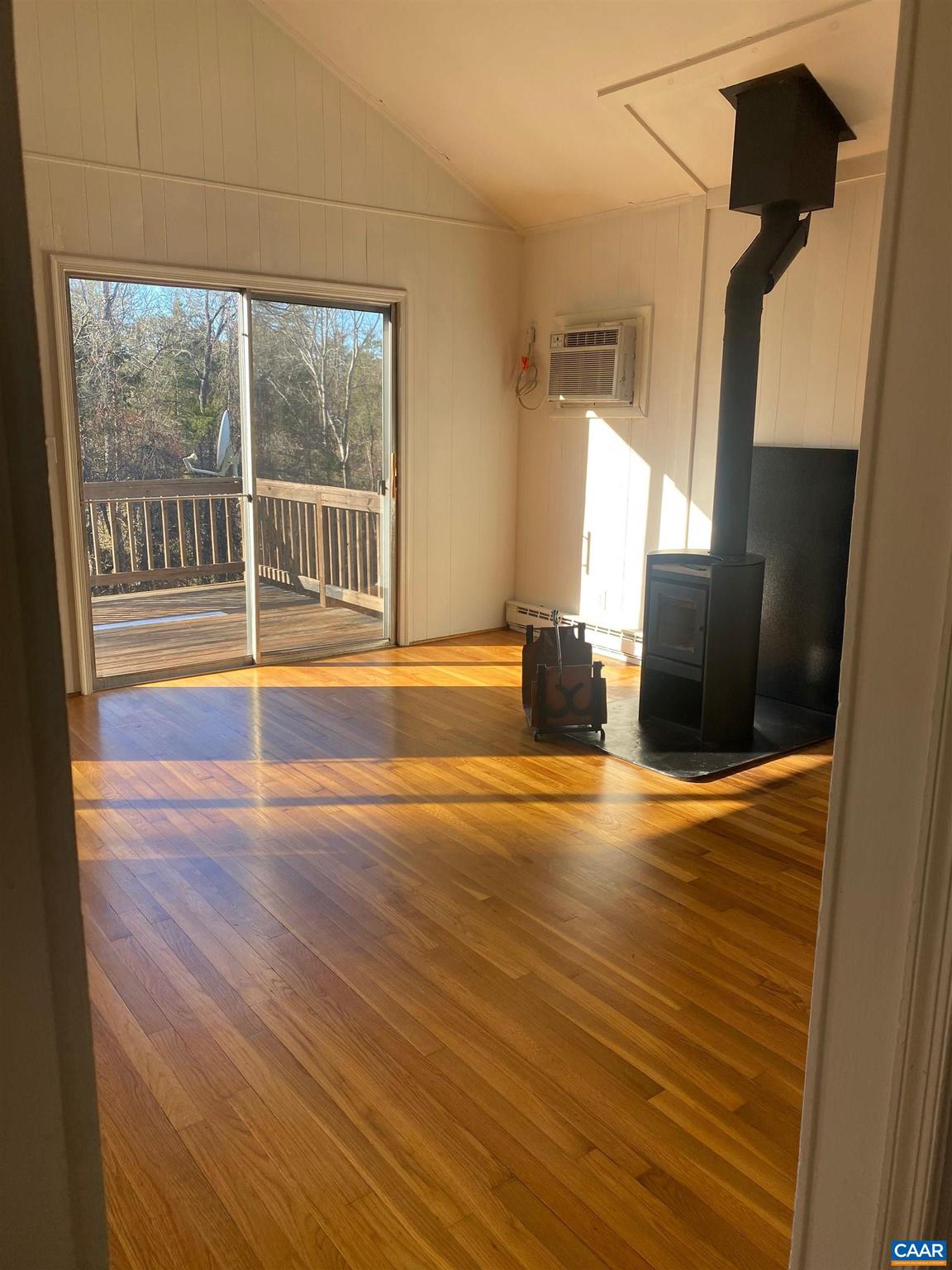 EASTHAM - Residential Lease