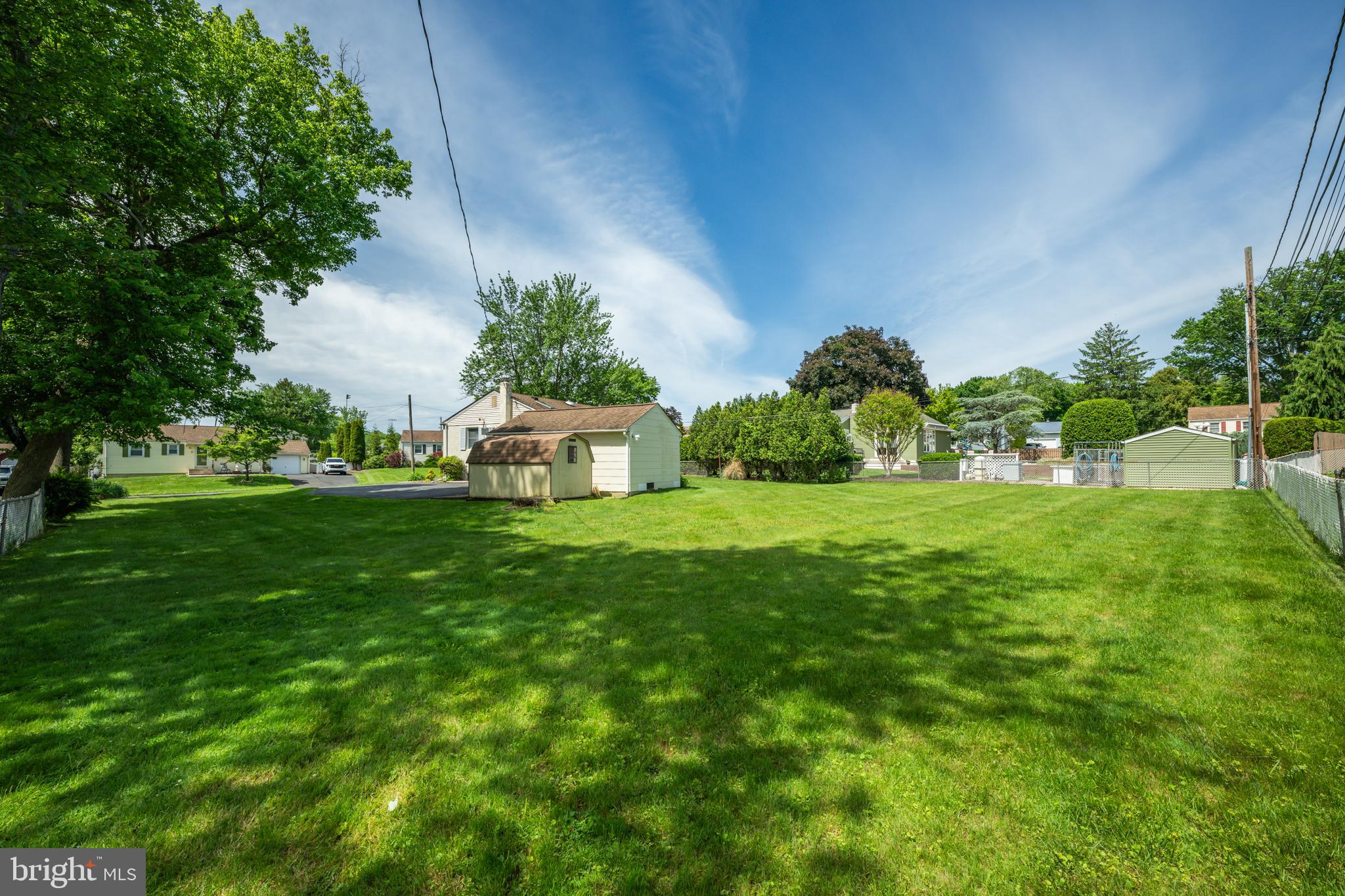 FEASTERVILLE - Residential