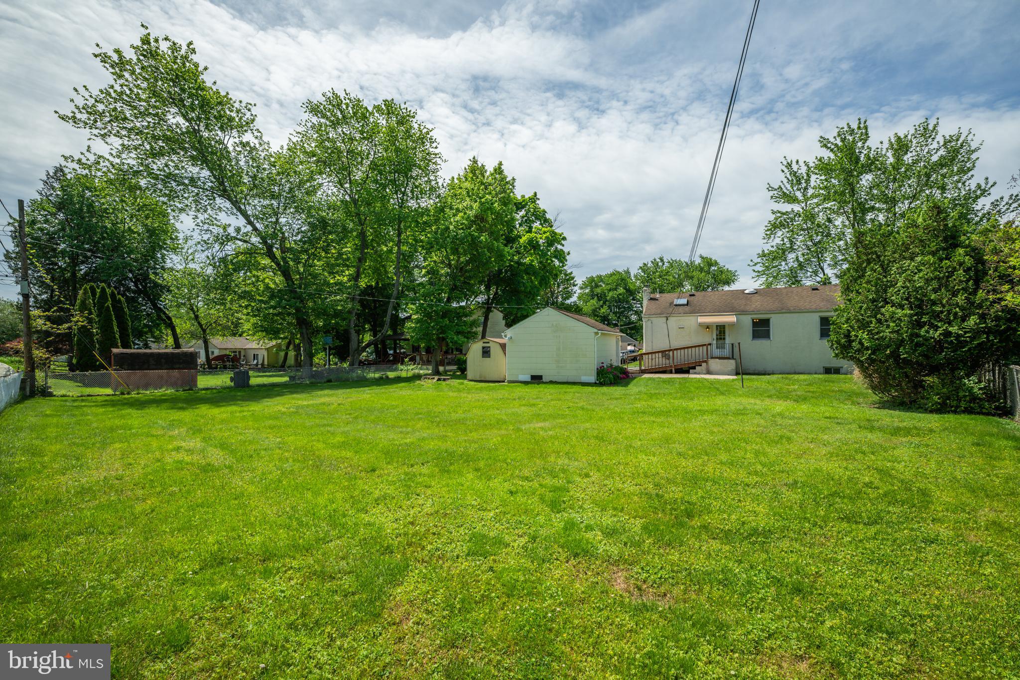 FEASTERVILLE - Residential