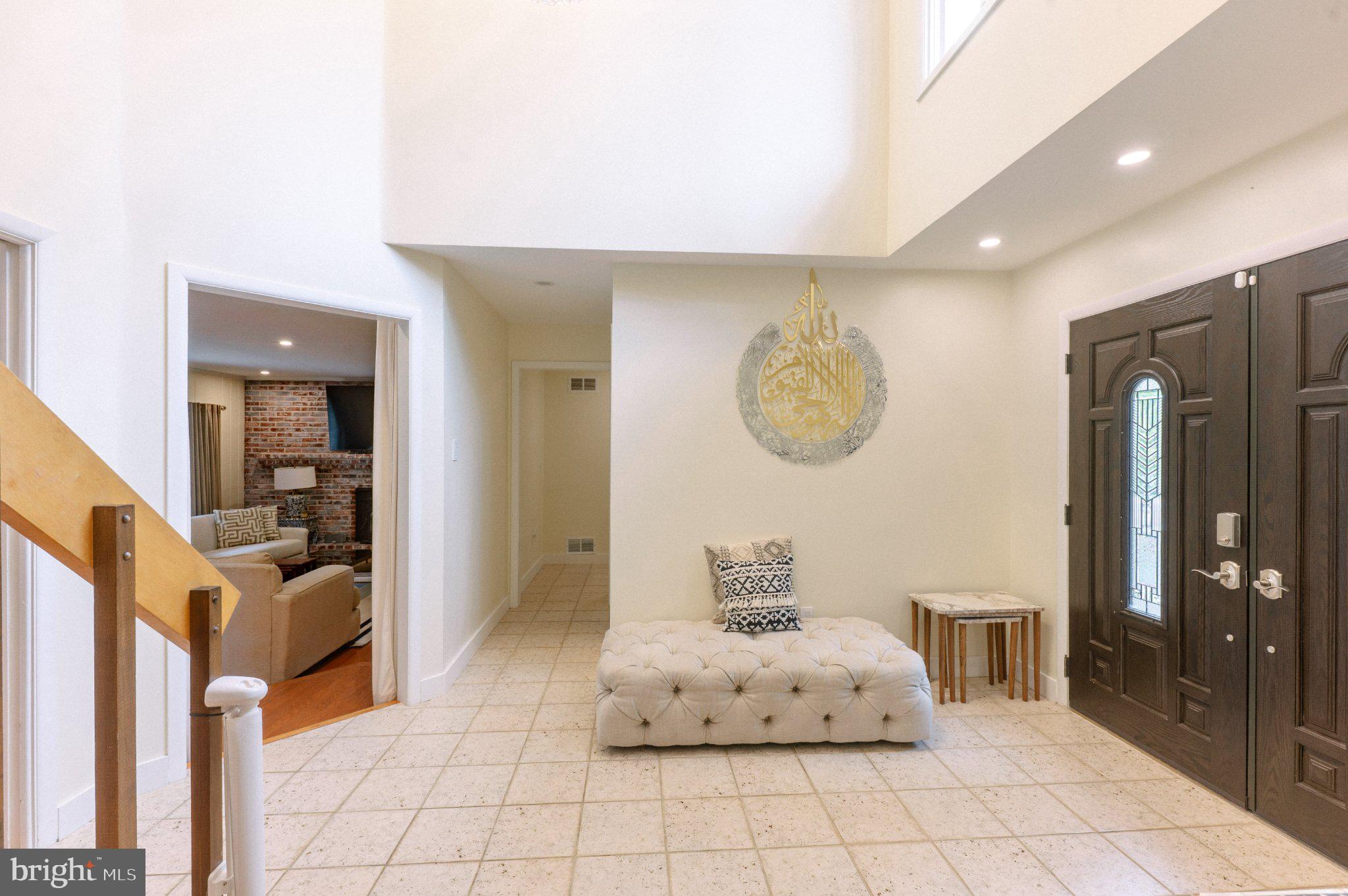 2210 GREENWOOD ROAD