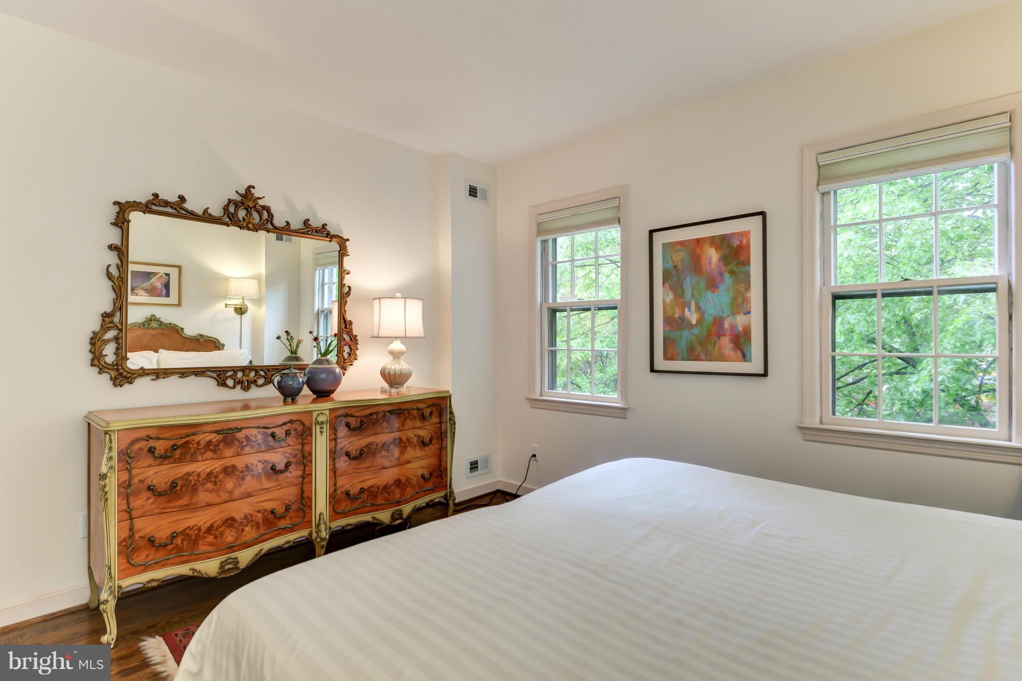 ARCH HALL - Residential