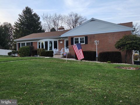 91 LYNBROOK DRIVE S YORK PA 17402