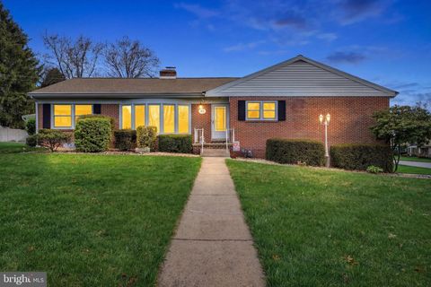 91 LYNBROOK DRIVE S YORK PA 17402