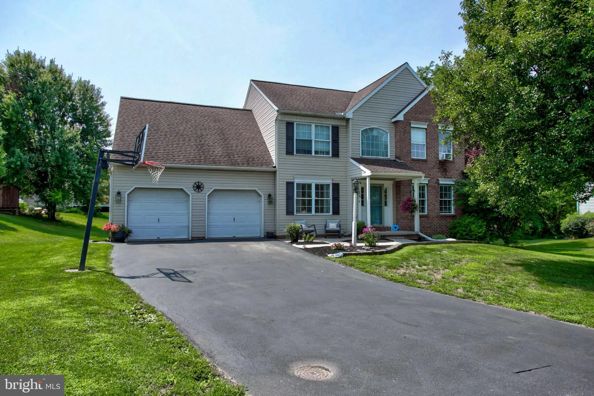 16 Hemlock Drive, Lancaster, PA, 17602