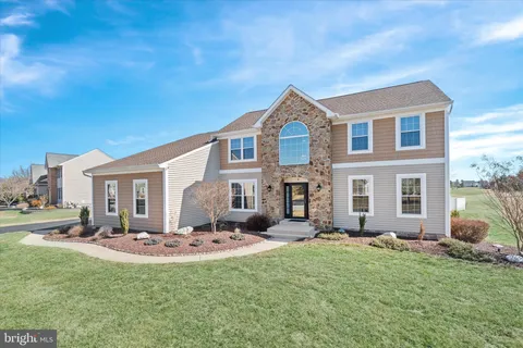 325 Clayton Manor Drive, Middletown, DE MLS: DENC2077106