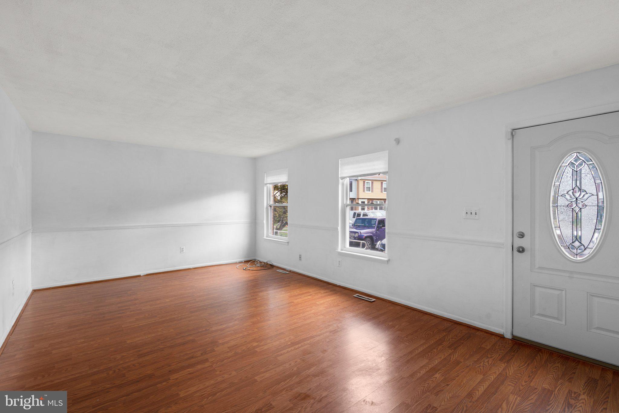 HARFORD SQUARE - Residential