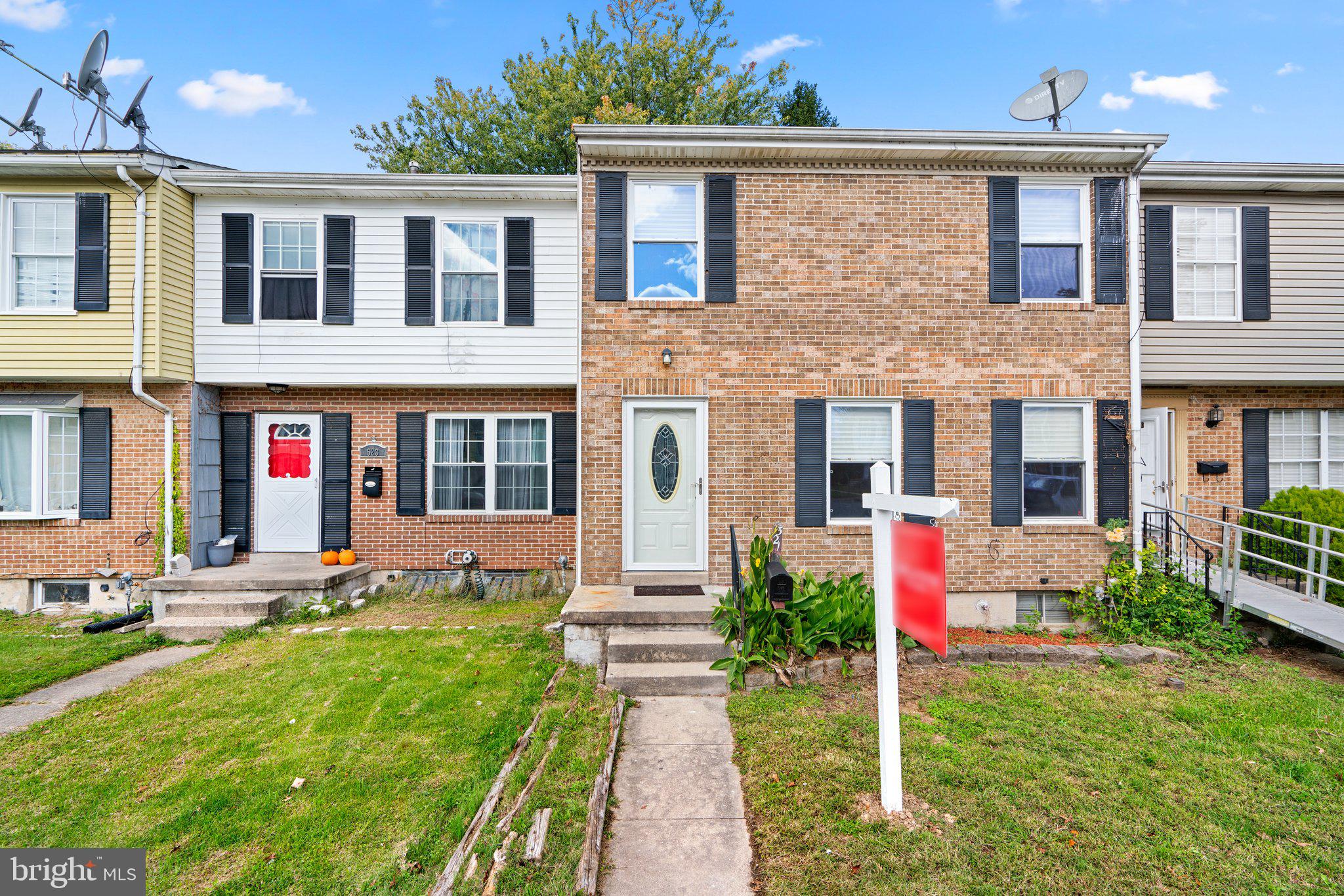 HARFORD SQUARE - Residential