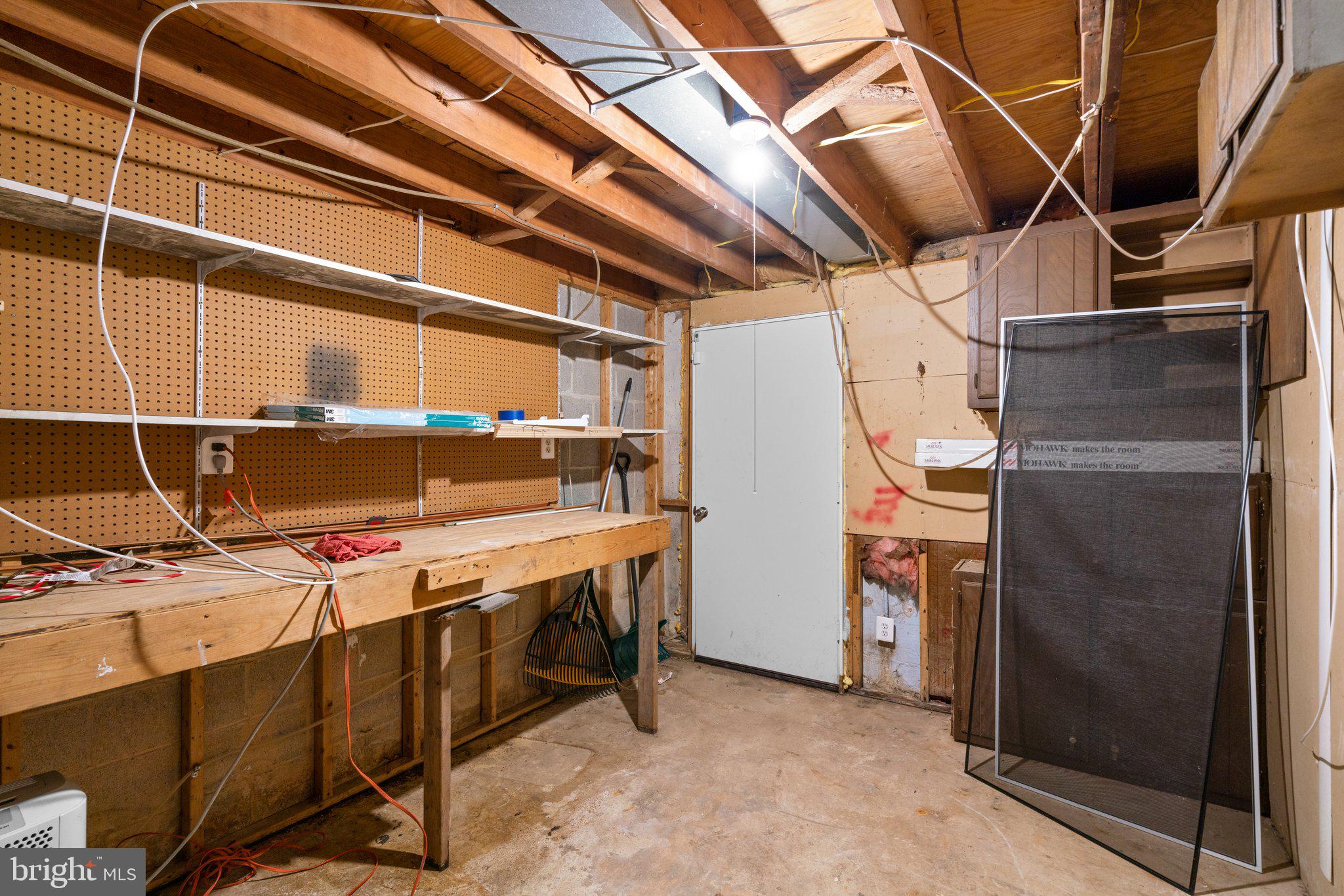 HARFORD SQUARE - Residential