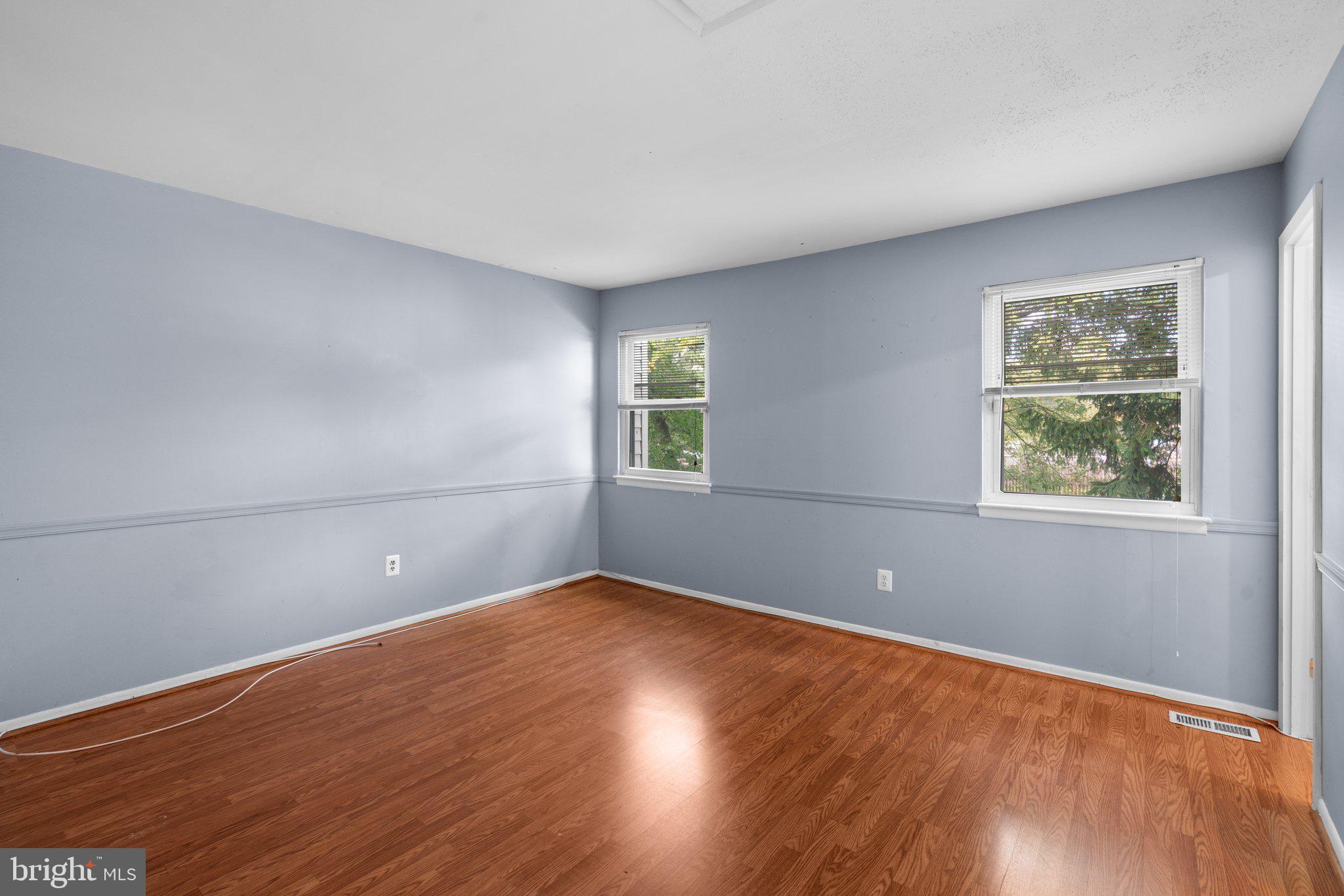 HARFORD SQUARE - Residential