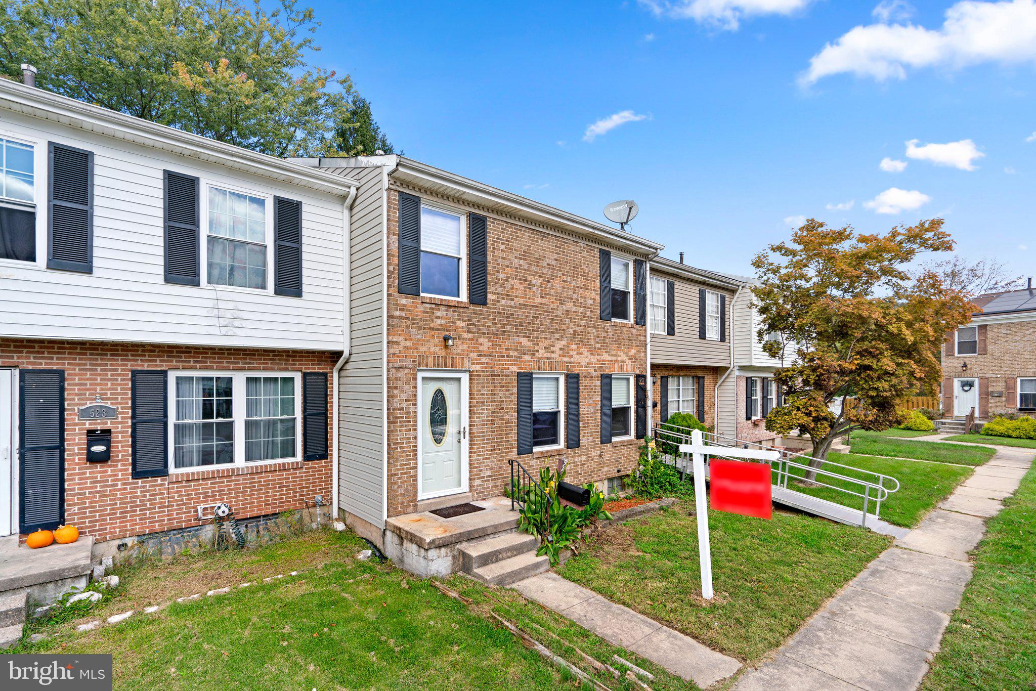 HARFORD SQUARE - Residential