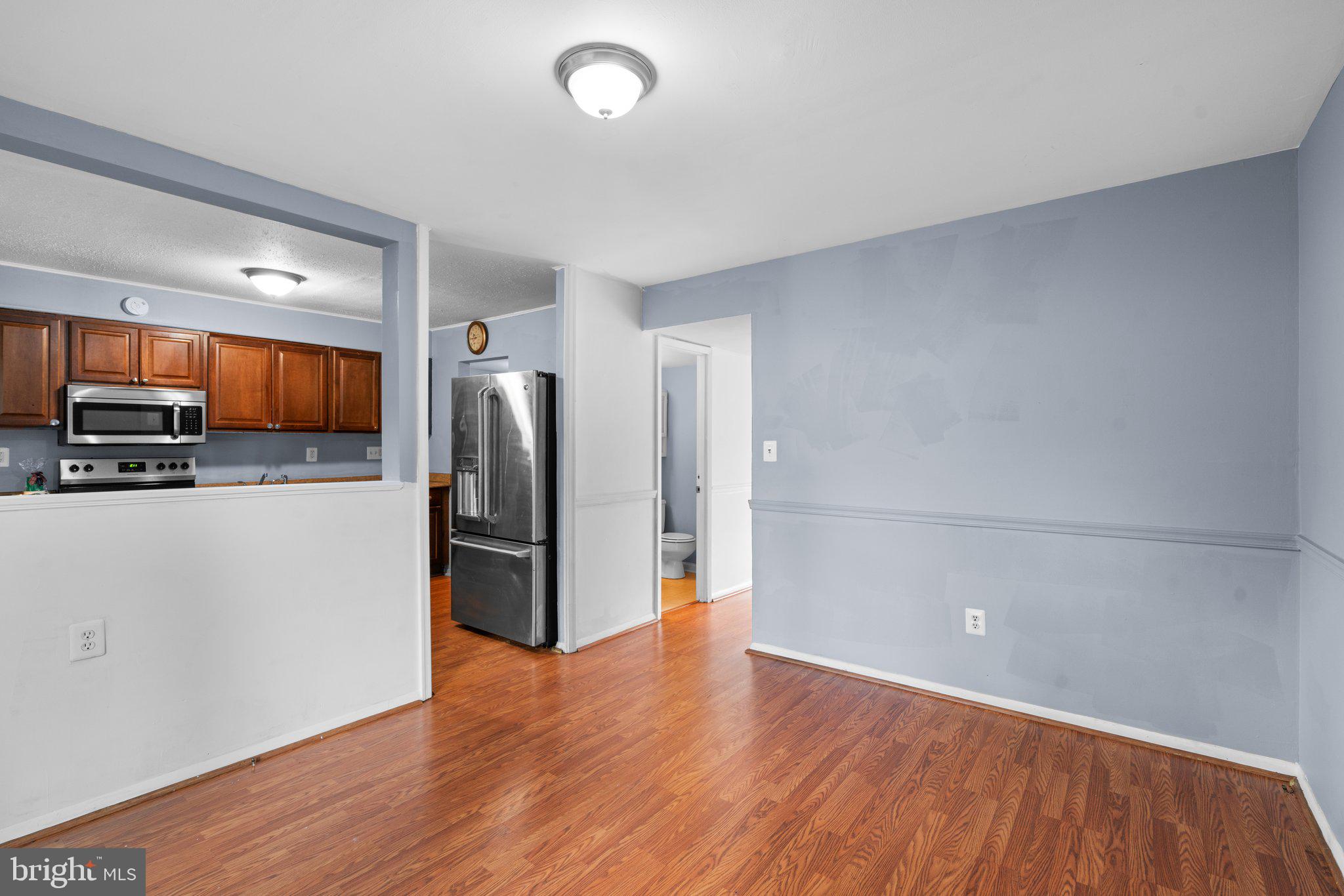 HARFORD SQUARE - Residential