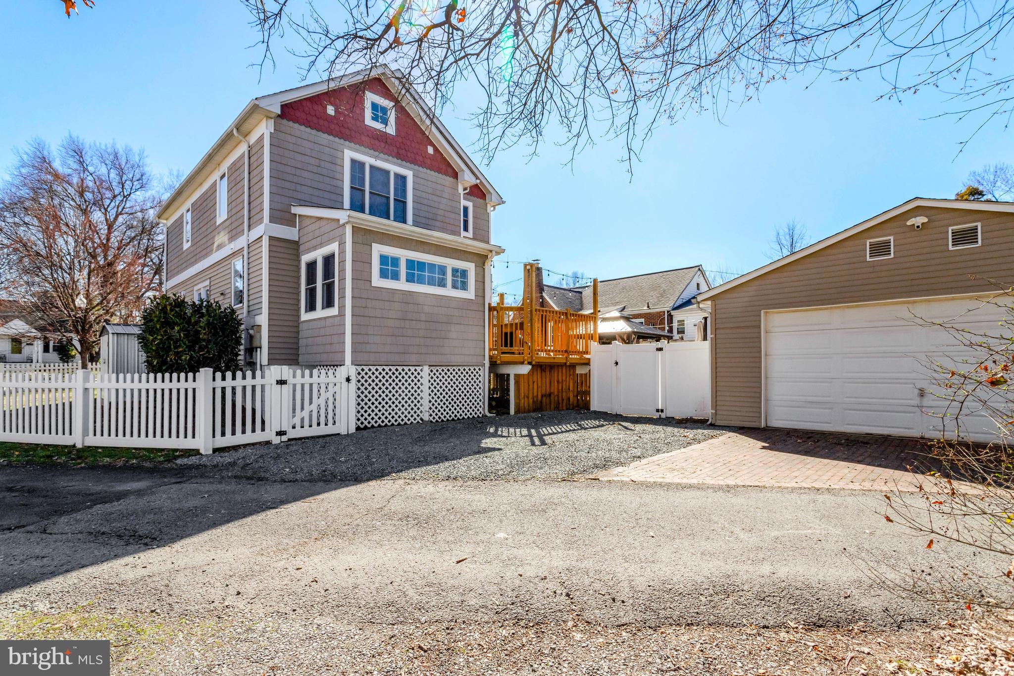 ALCOVA HEIGHTS - Residential