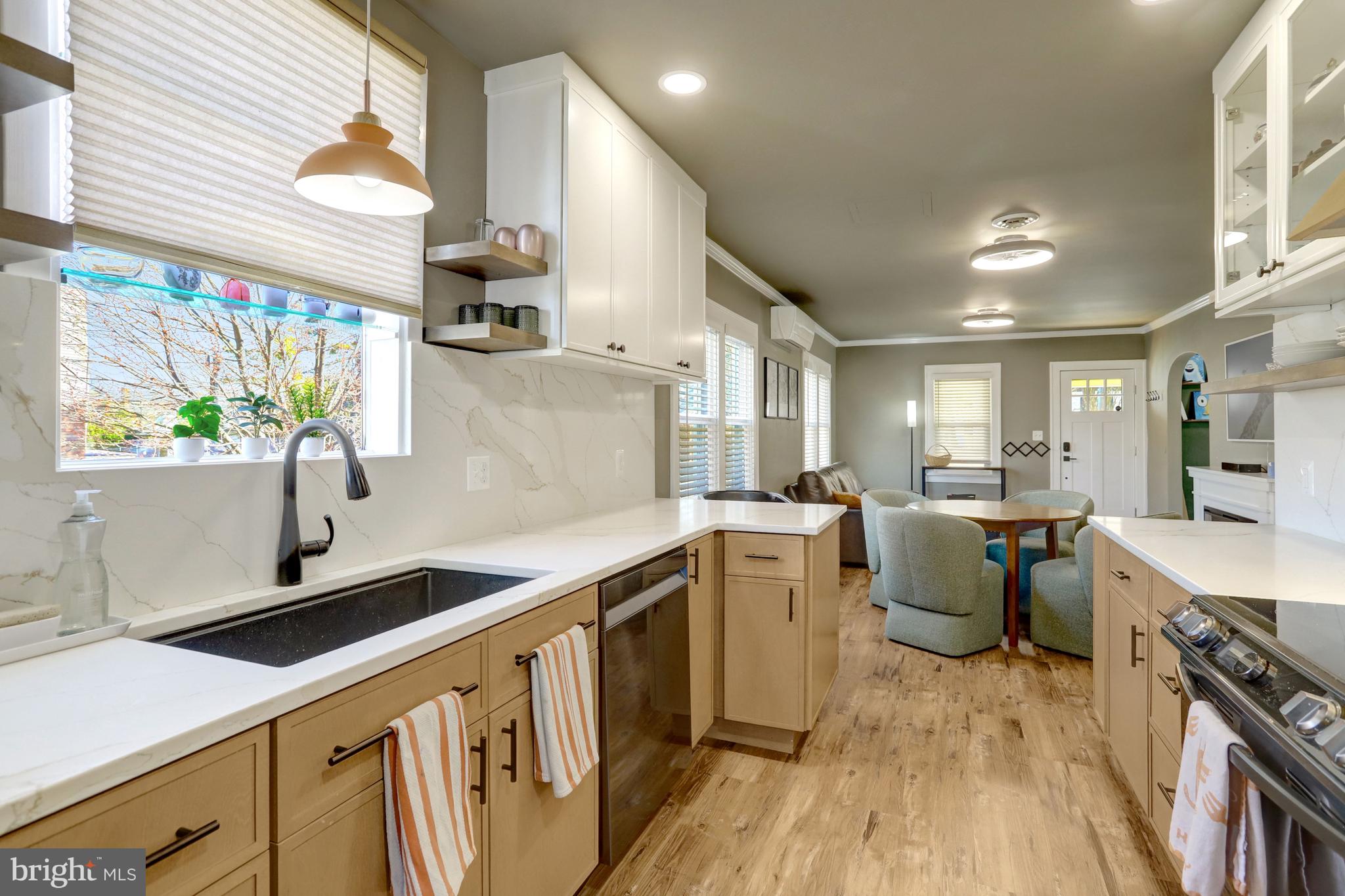 ALCOVA HEIGHTS - Residential