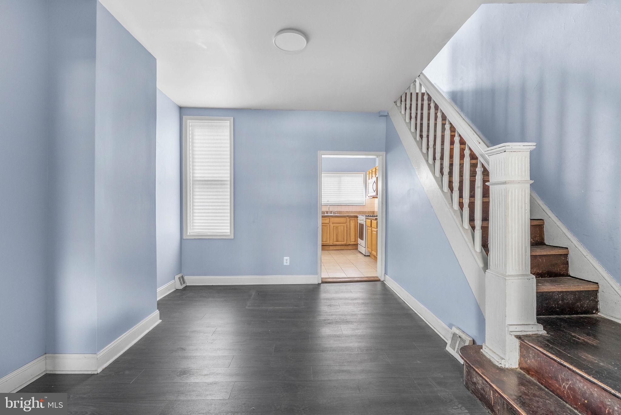 SQUIRREL HILL - Residential