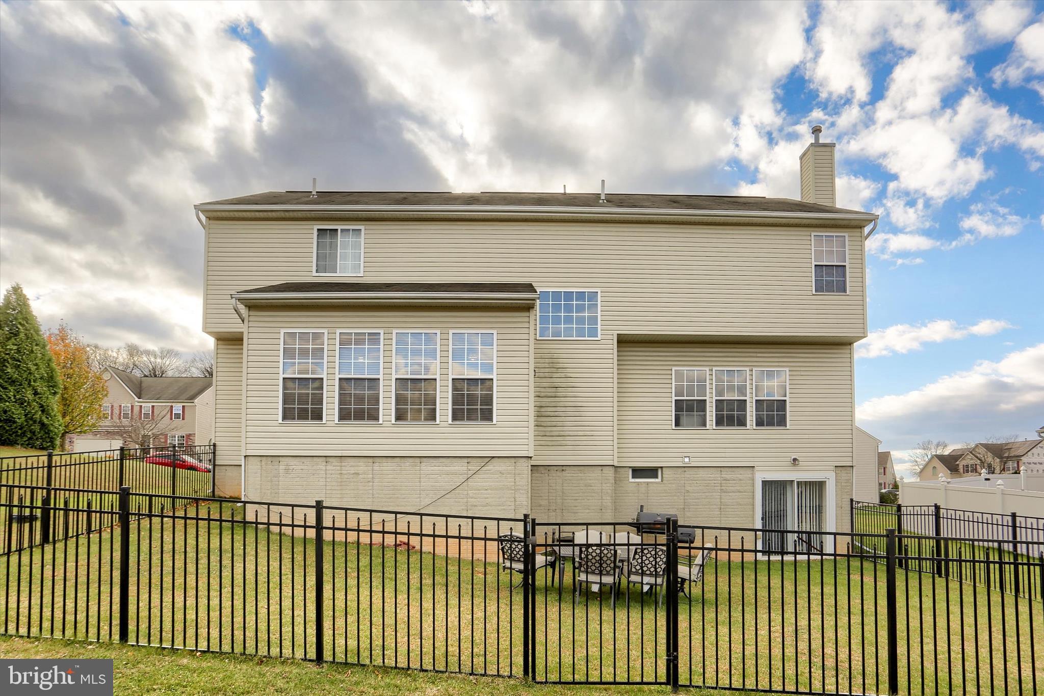 TAYLOR ESTATES - Residential