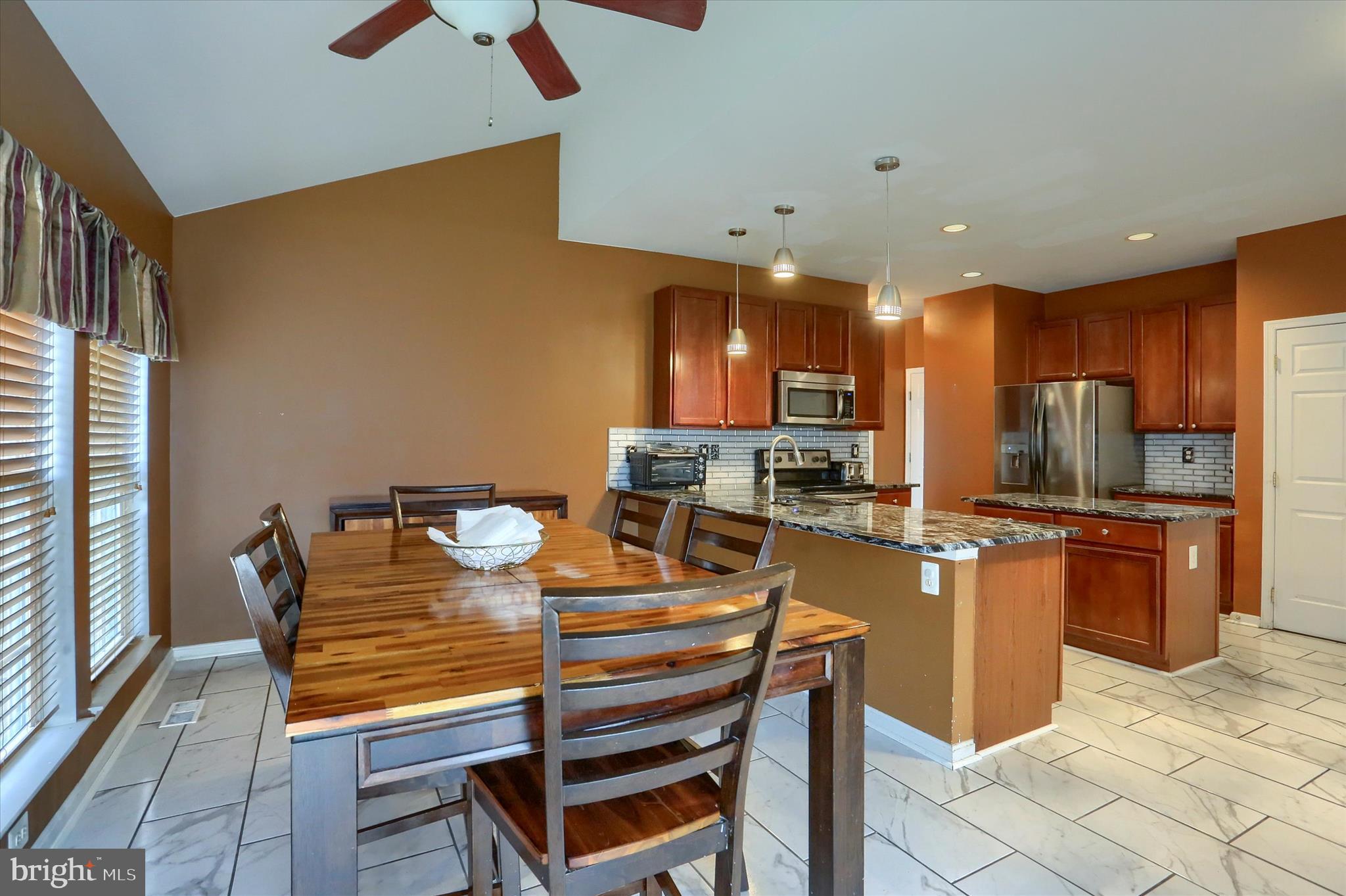 TAYLOR ESTATES - Residential