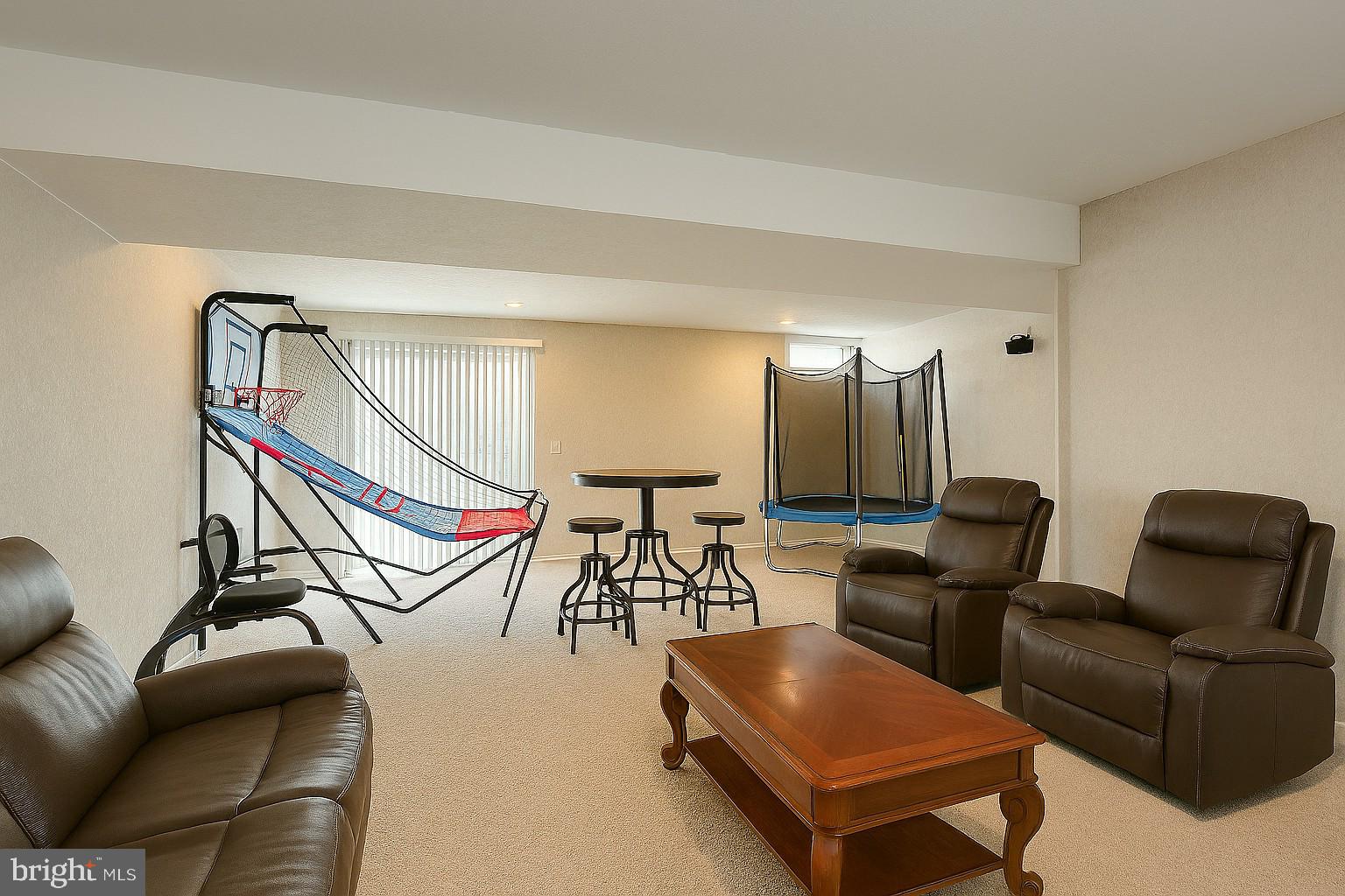 TAYLOR ESTATES - Residential