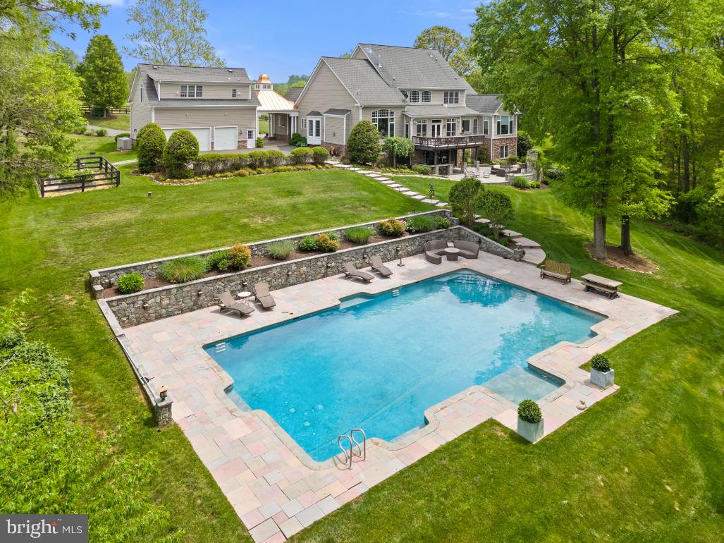 SALLY MILL - Residential