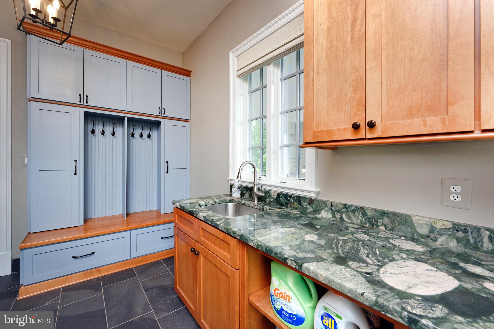 SALLY MILL - Residential