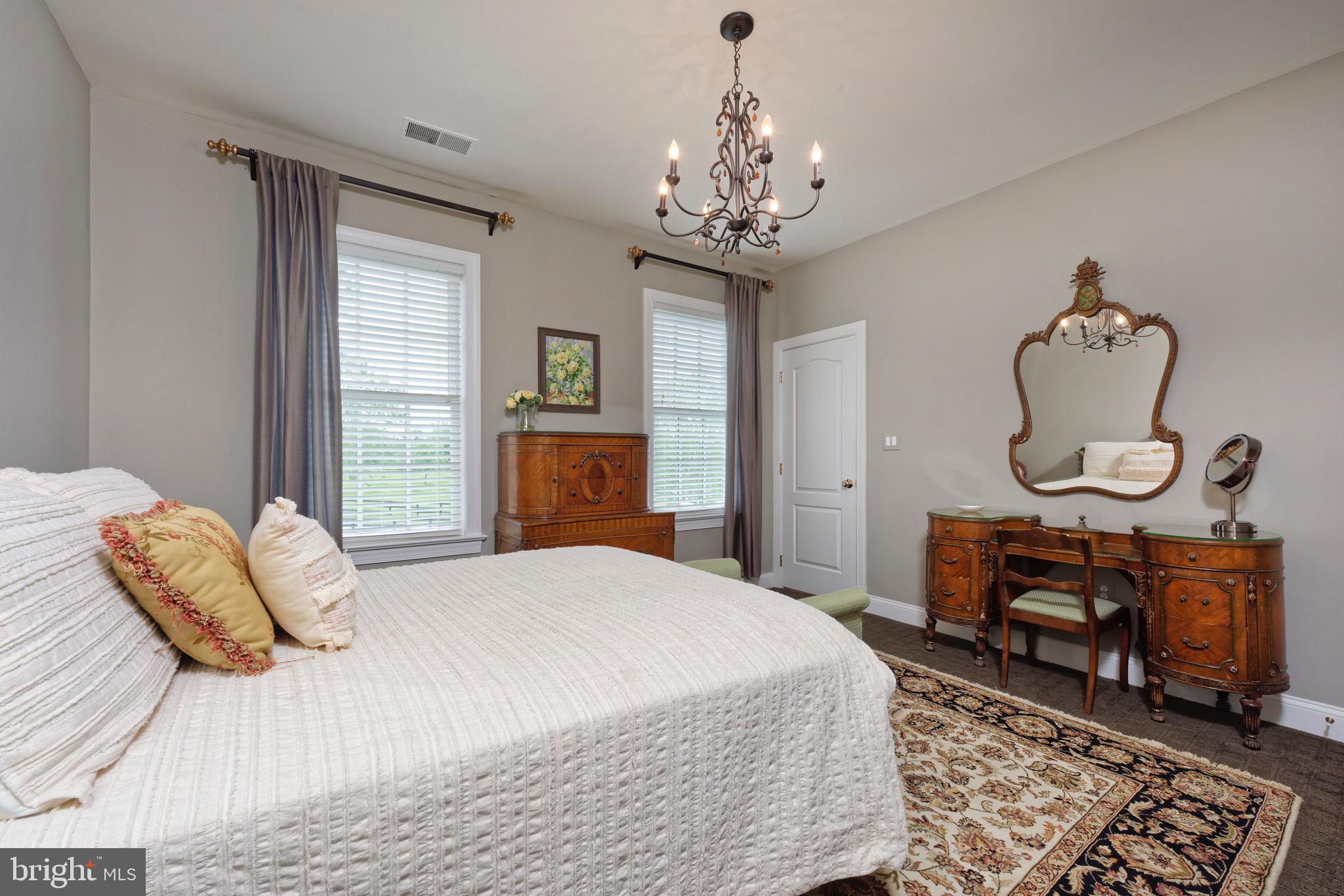 SALLY MILL - Residential