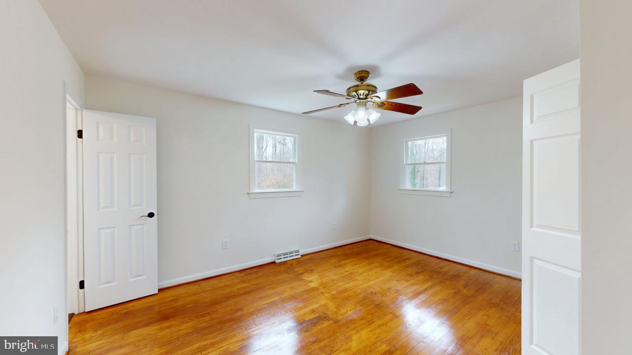 WOODED ACRES - Residential