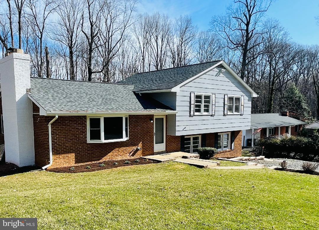 WOODED ACRES - Residential