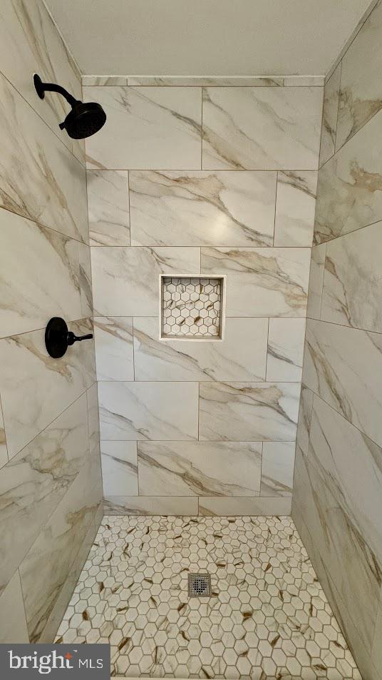 WOODED ACRES - Residential