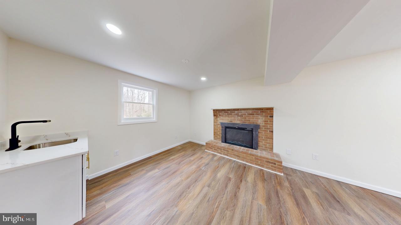 WOODED ACRES - Residential