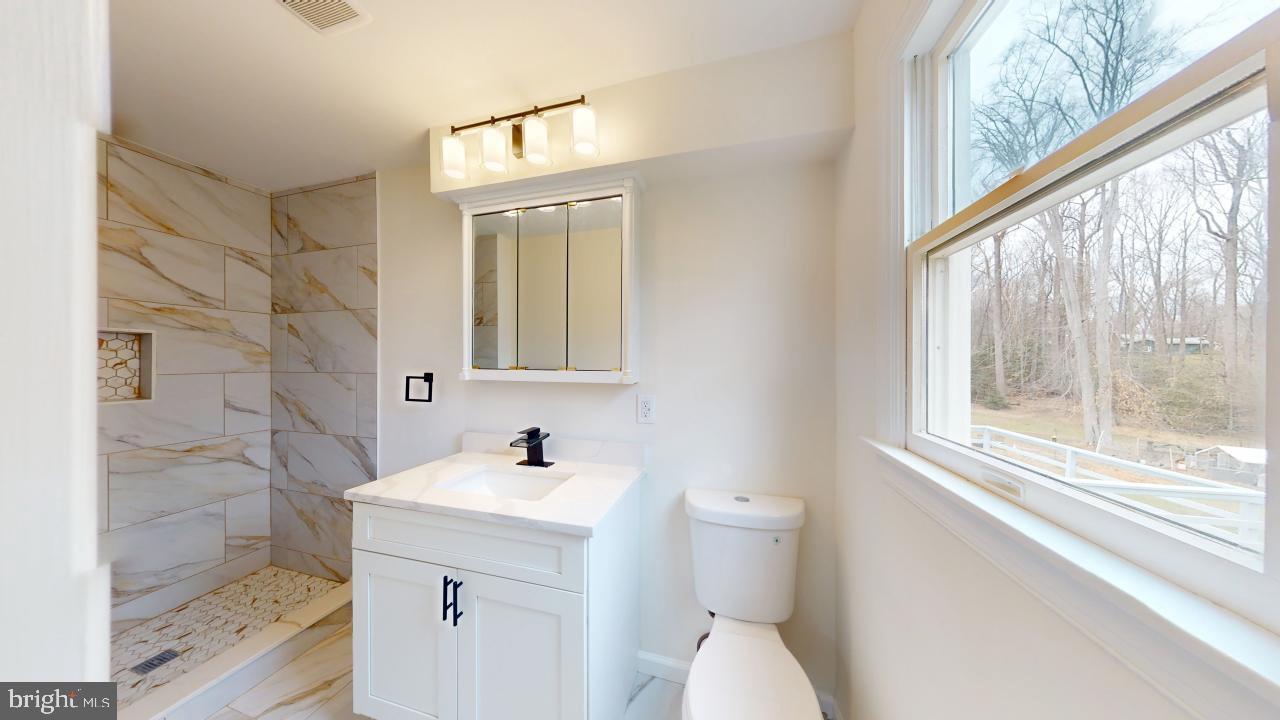 WOODED ACRES - Residential