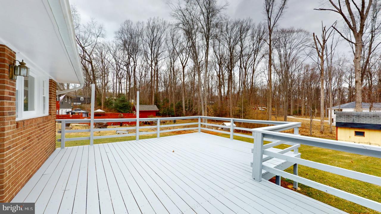 WOODED ACRES - Residential