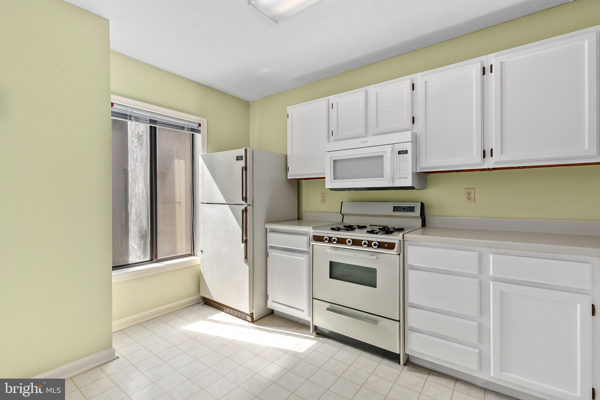 WINDBROOKE - Residential