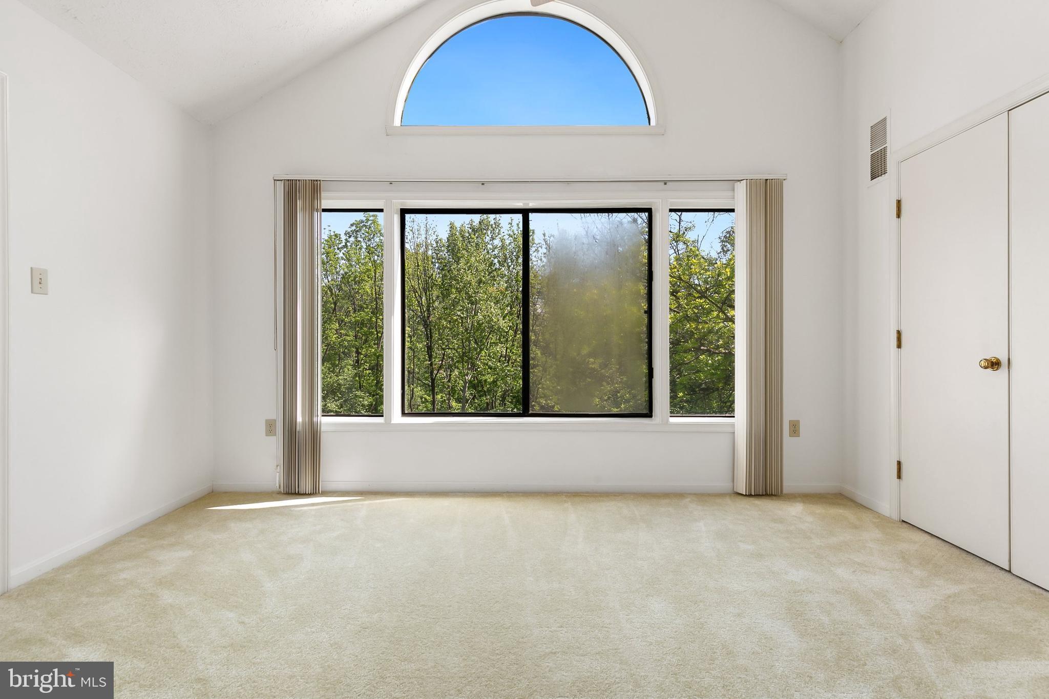 WINDBROOKE - Residential