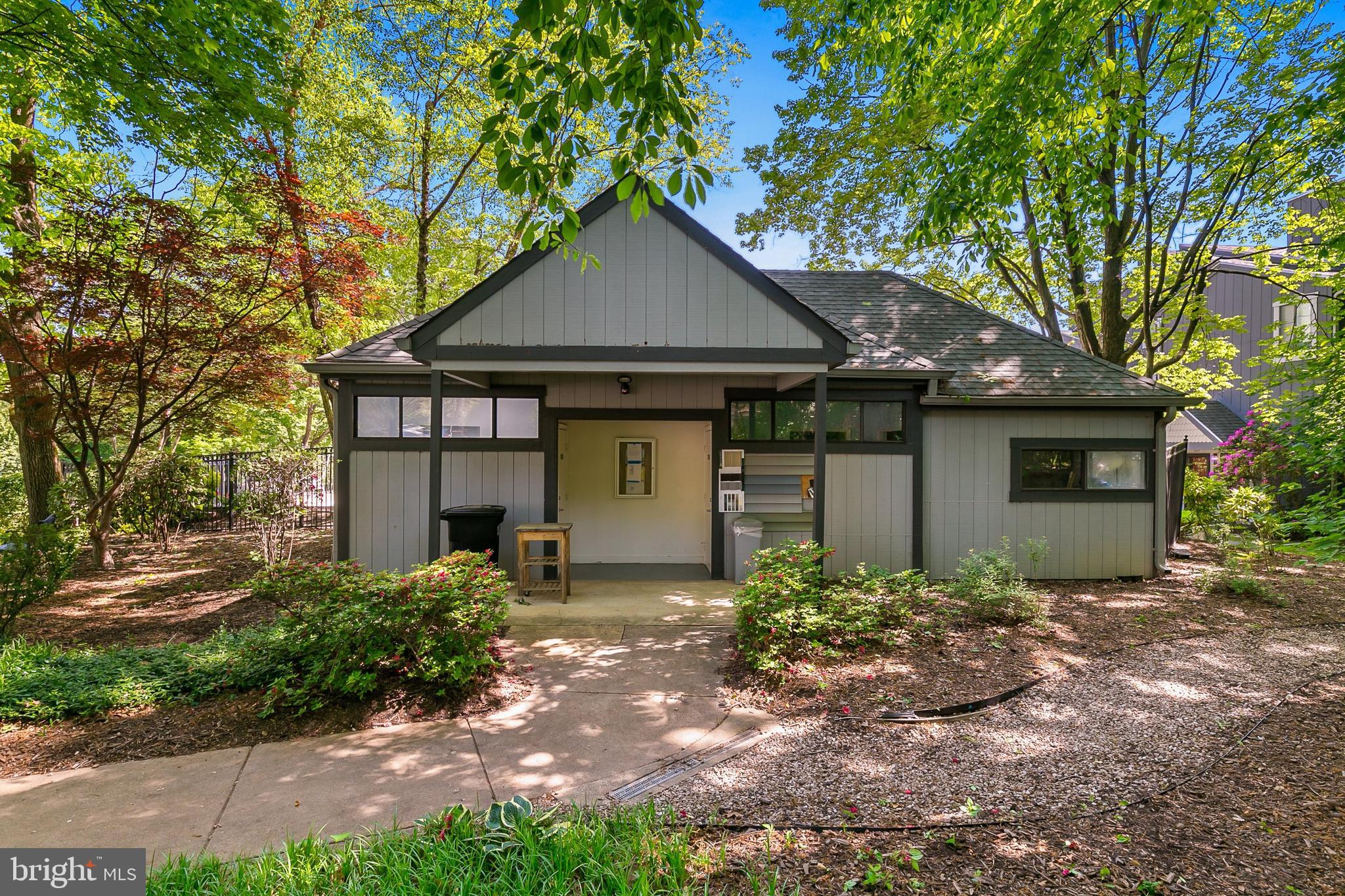 WINDBROOKE - Residential