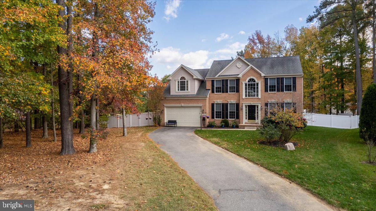 TALL PINES - Residential