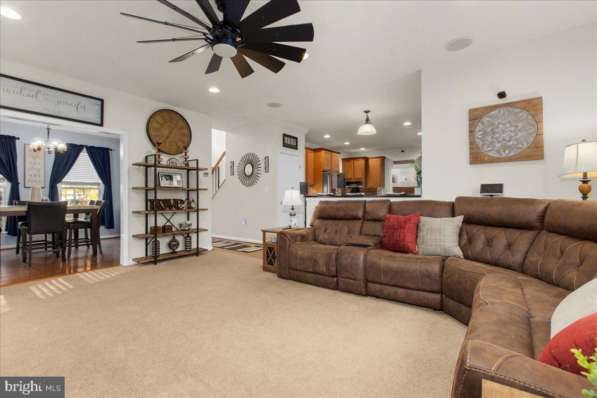 TALL PINES - Residential