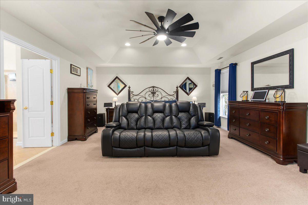 TALL PINES - Residential