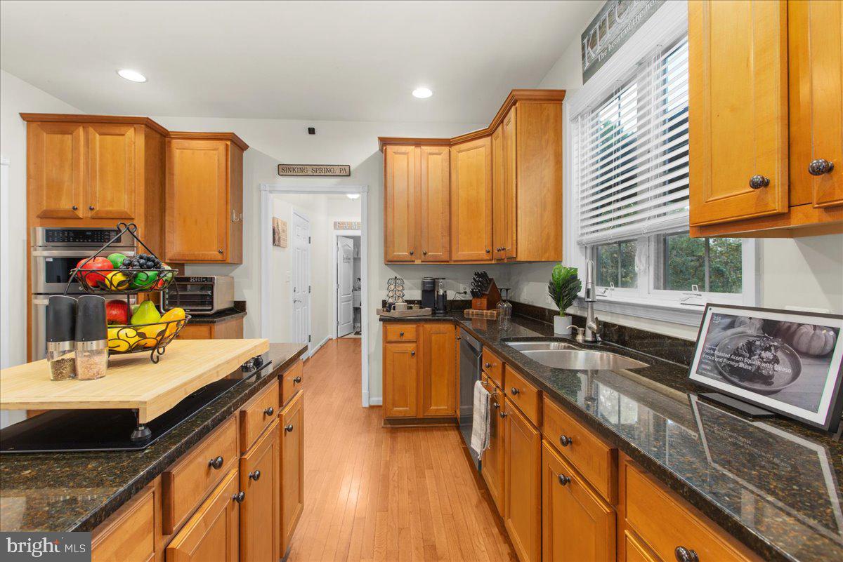 TALL PINES - Residential