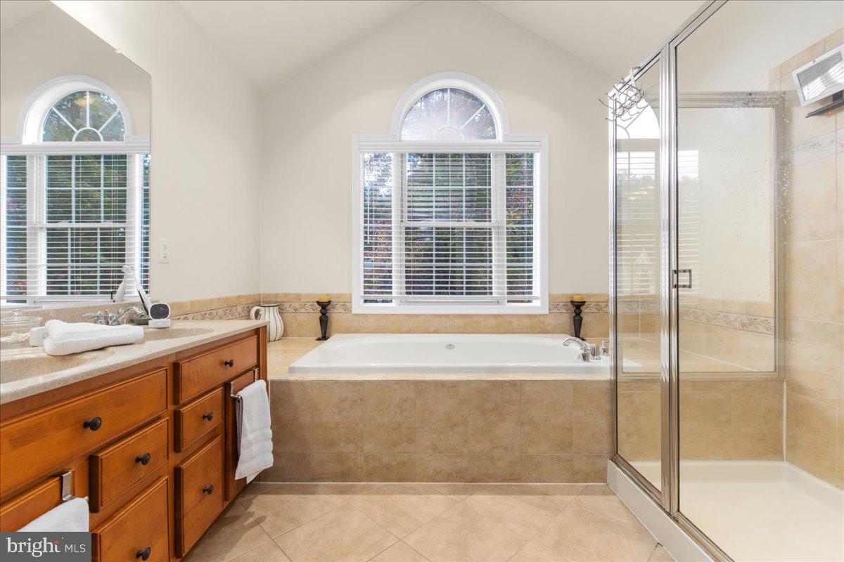 TALL PINES - Residential