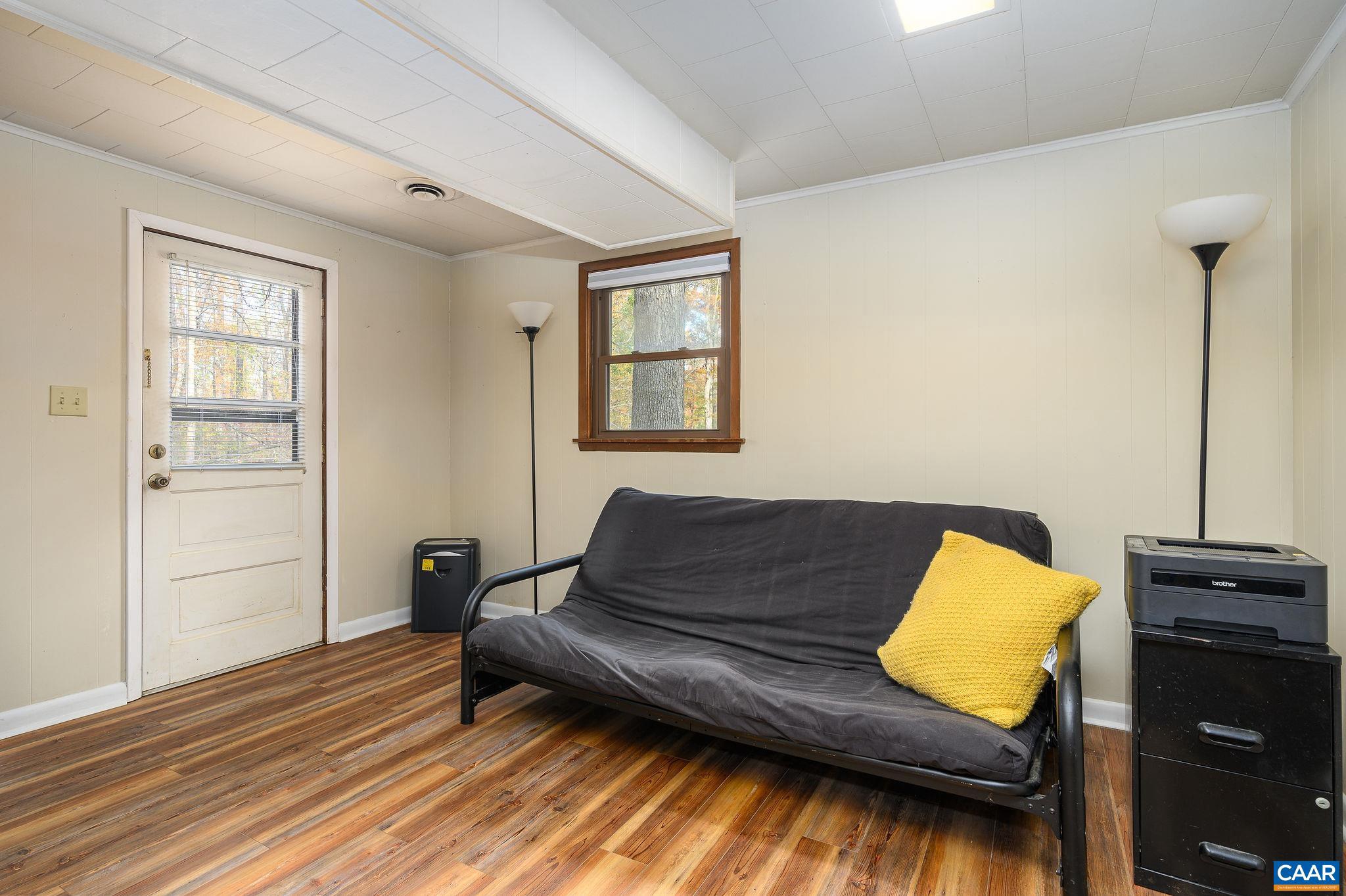 OAK HILL - Residential