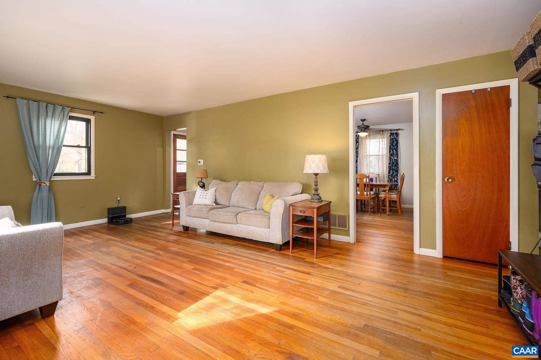 OAK HILL - Residential