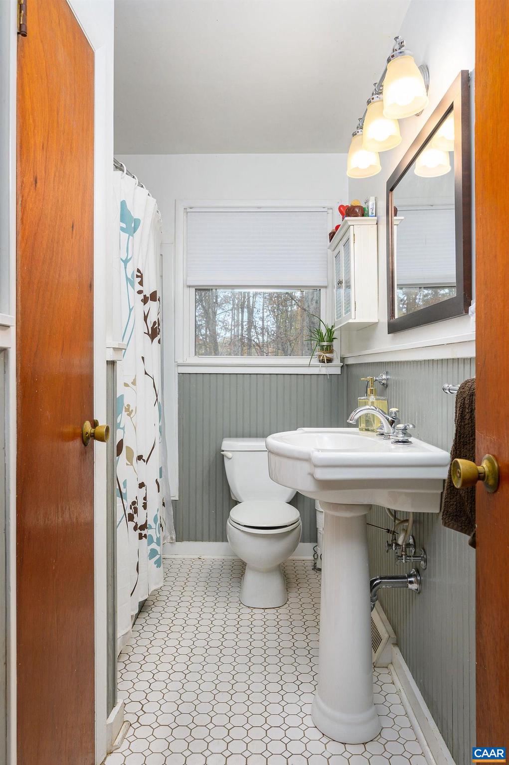 OAK HILL - Residential