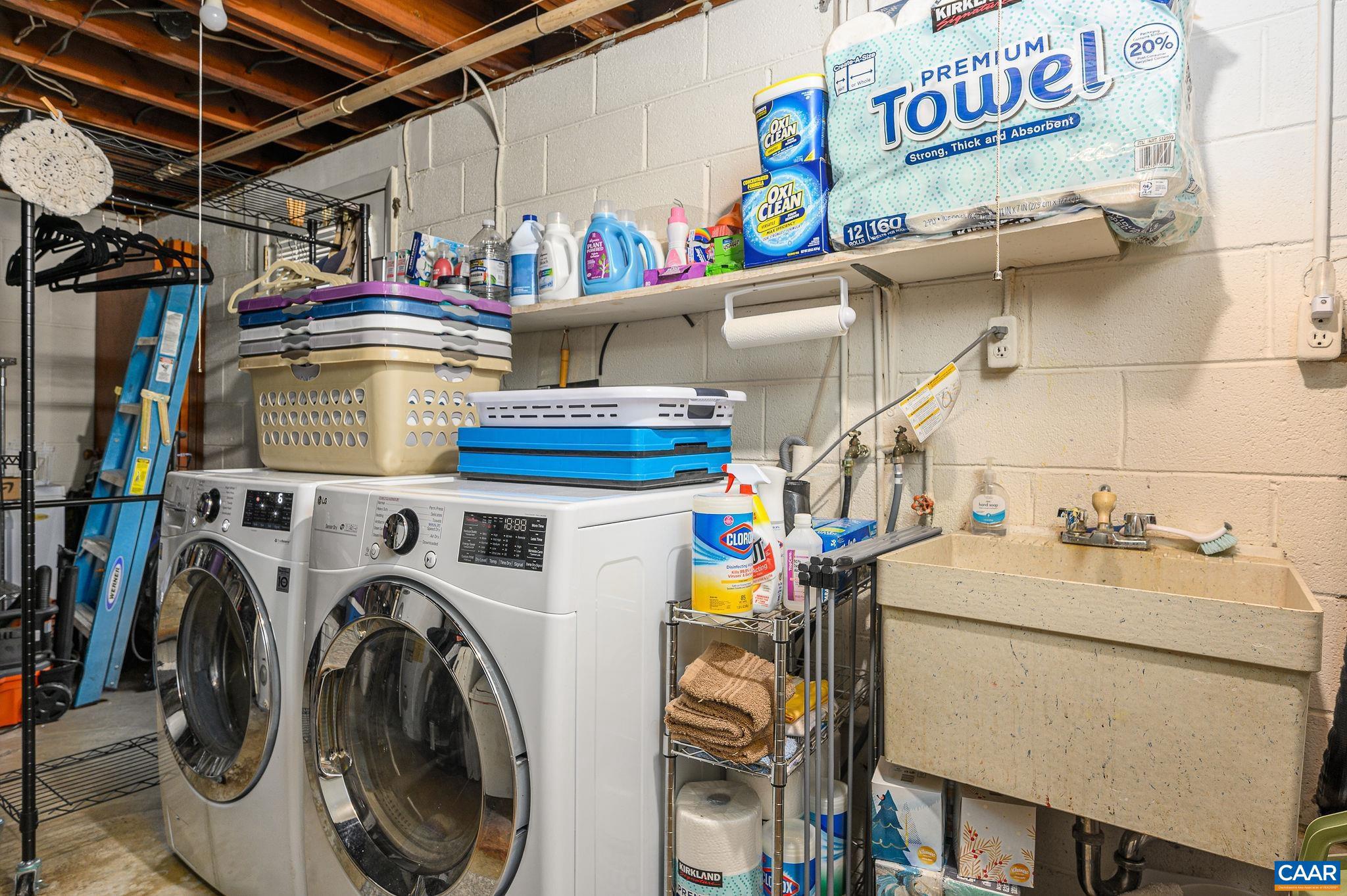 OAK HILL - Residential